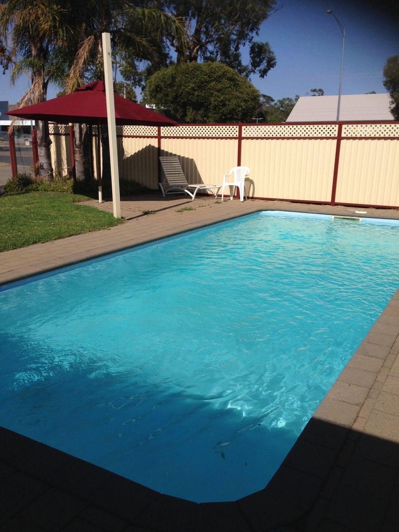 Centre Town Motel Nagambie Esterno foto